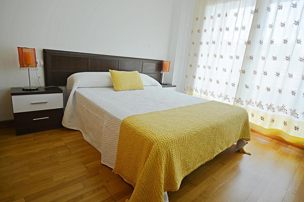Apartamento Con Piscina Proximo A 桑亨霍 外观 照片